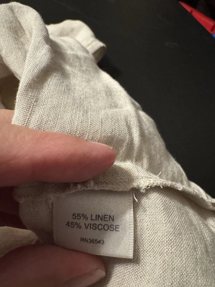 Blusa Van Heusen color tostado sin mangas con botones L para mujer Foto 3 de 4