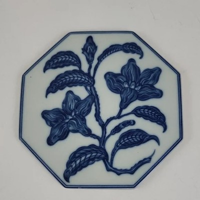 Mottahedeh White & Blue Flower Trivet Tile Metropolitan Museum of Art