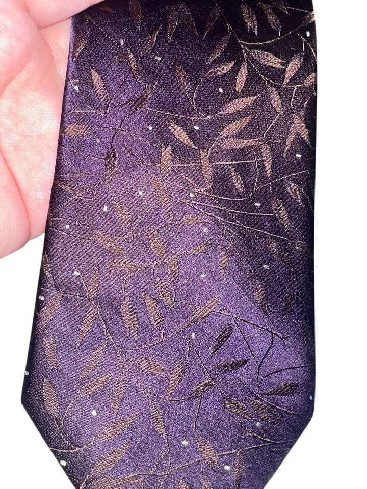 Corbata floral 100 % seda marrón oscuro enredadera Calvin Klein para hombre Foto 2 de 4