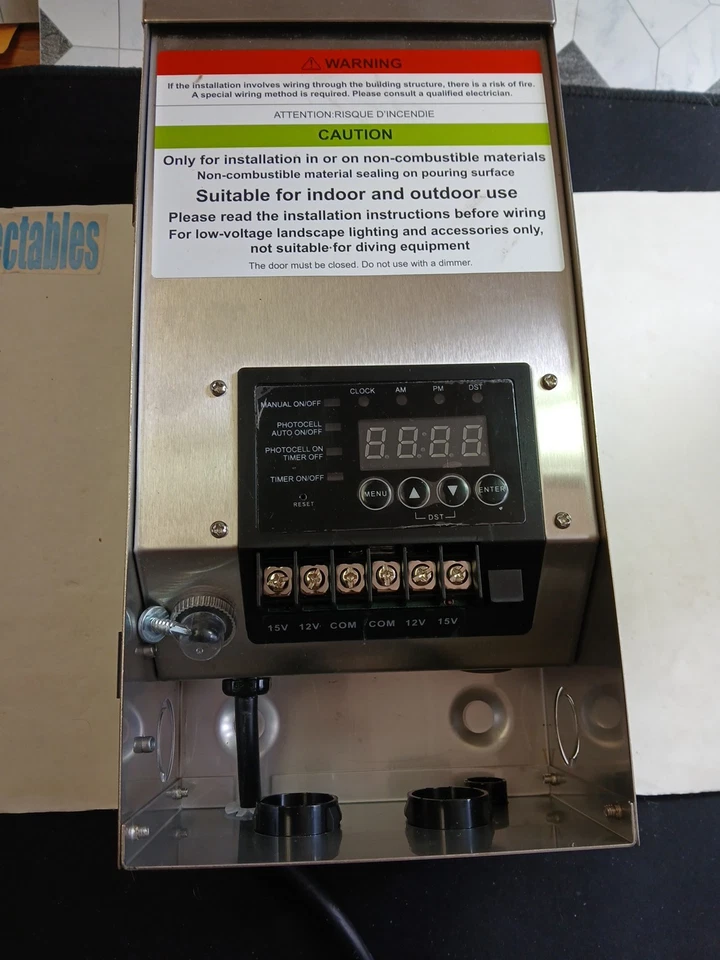 Трансформатор низкого напряжения Surailec 200 Вт с цифровым таймером и фотоэлементом вход/выход - Изображение 3 из 4