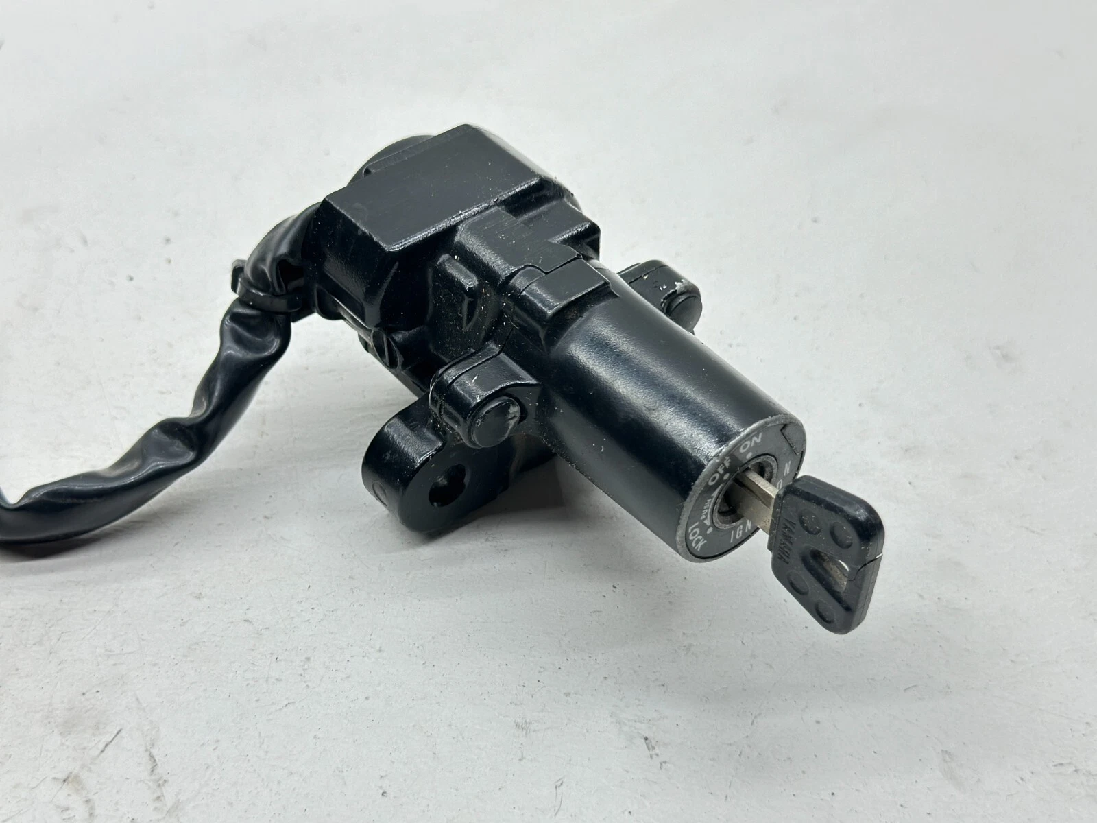 2014 Yamaha R6 Motorcycle Electrical Ignition Gas Fuel Cap OEM Wire YZFR6 YZF R6