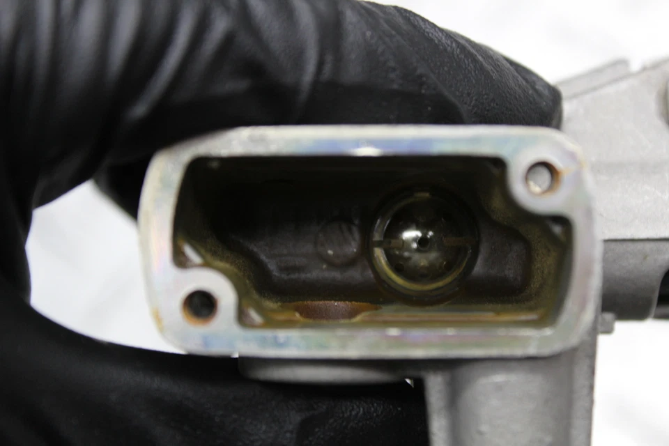 2001 SUZUKI DRZ400E FRONT BRAKE MASTER CYLINDER W/ LEVER  - Image 3 of 4