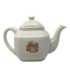 VINTAGE CERAMIC TEAPOT MADE IN JAPAN FRUIT BASKET DESIGN 4 Cups/ 32 oz