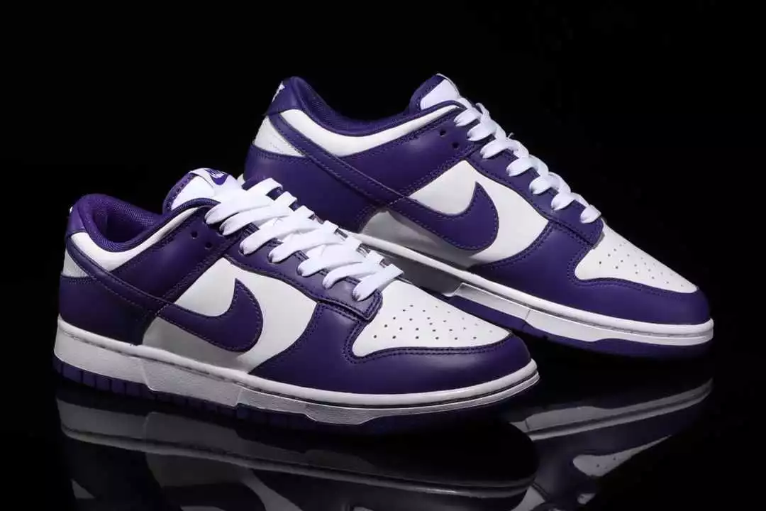 DUNK LOW “Championship Court Purple”