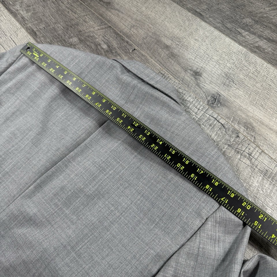 Manteau Hickey Freeman "Bates" 100% Laine Taille 40R | Chevron Gris Neuf Avec étiquettes - Prix Neuf $1595