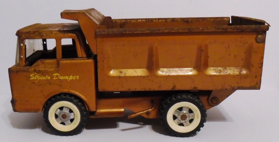 Vintage Structo Dump Truck Pressed Steel 1960’s - Image 2 of 4