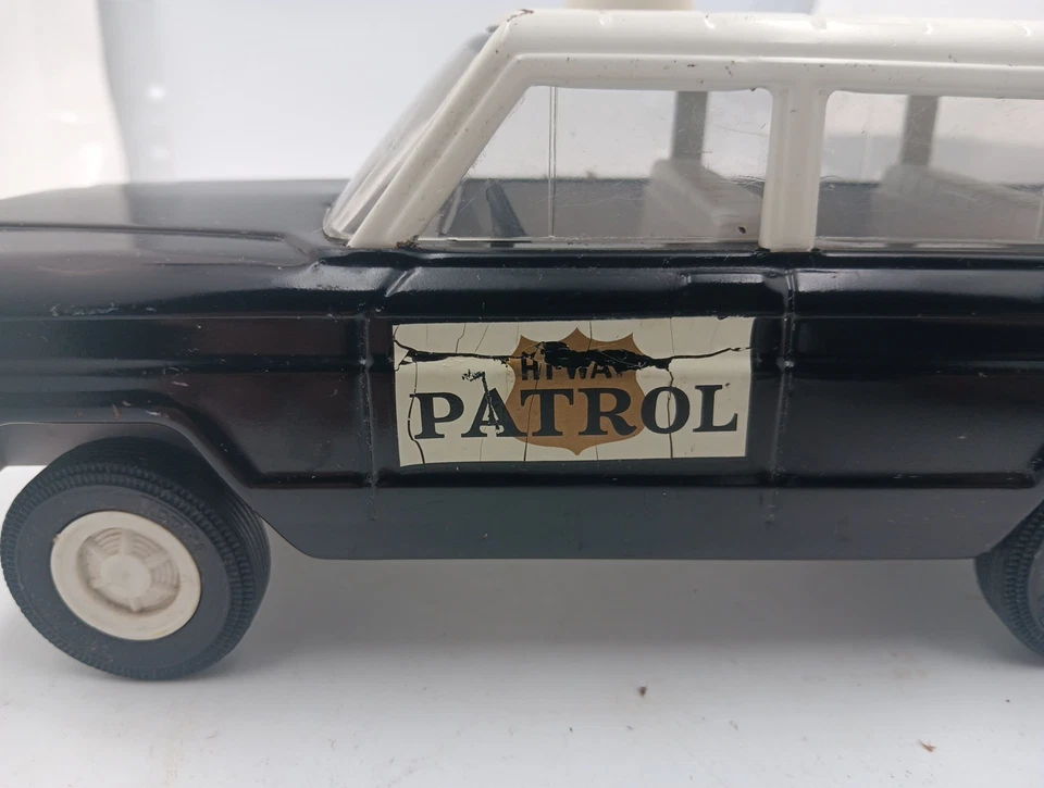 Vintage Tonka Toy, Police Chief SUV, 1960s, Jeep, Die-Cast Metal - Image 2 of 4