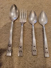 Oneida Community Coronation 4 Pieces Of silverplated Flatware