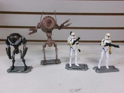 STAR WARS THE CLONE WARS CLONE TROOPERS & DROIDS BATTLE PACK COMPLETE  #43