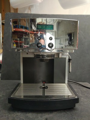 Nespresso D300 coffee maker working no 