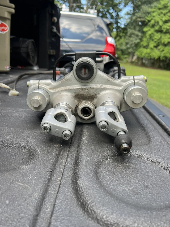 Horquillas delanteras BMW Funduro Showa triple árbol eje e encendido Foto 3 de 4