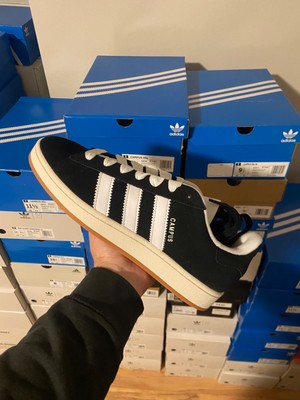 Size 9.5 - adidas Campus 00s Core Black Gum