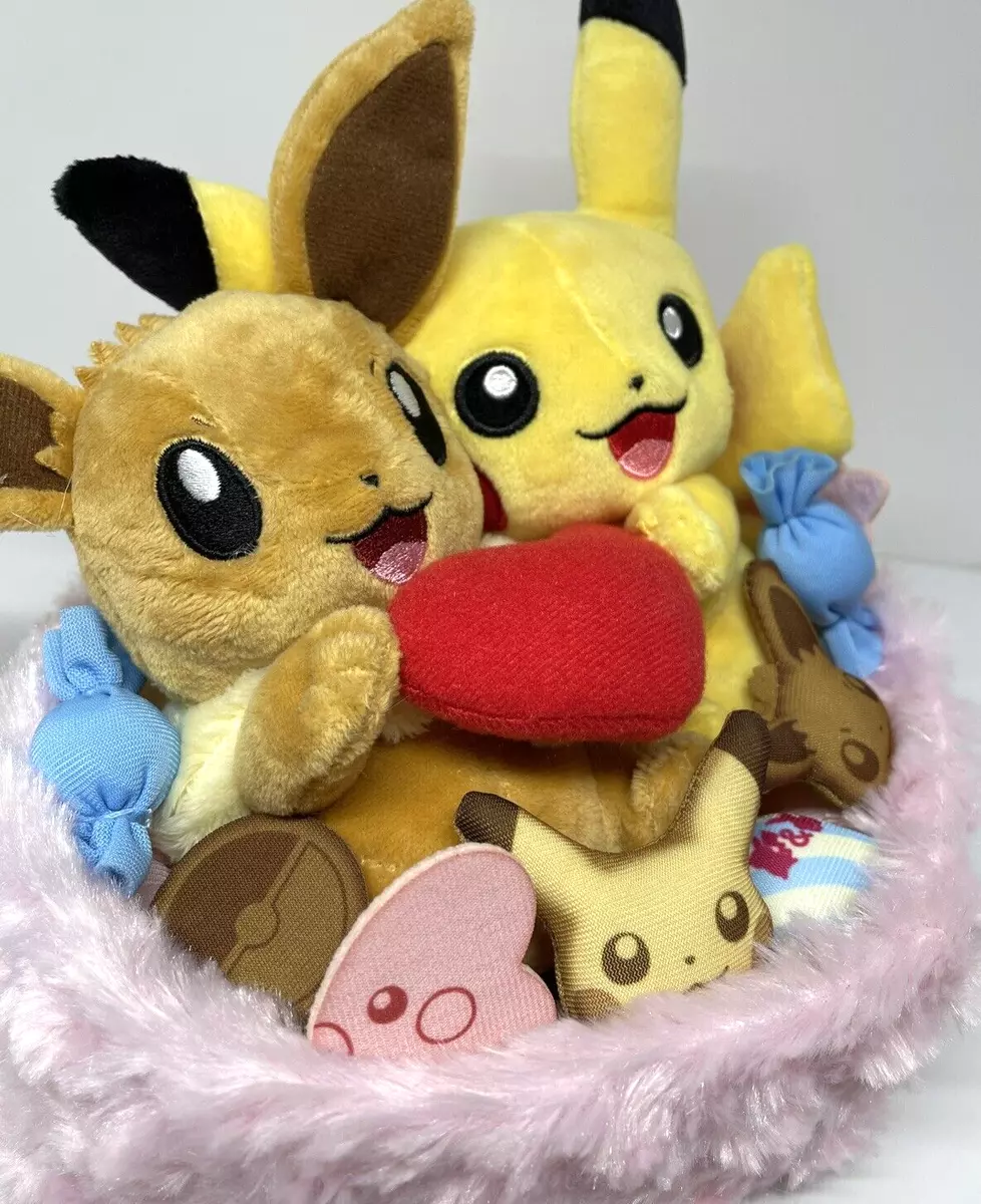 Pokemon Partner Series Pikachu & Eevee (Party Ver.) Figure