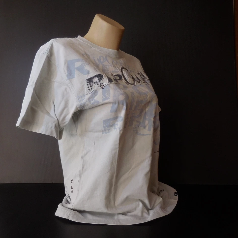 N9375 Camiseta Mangas Cortas Gris Perla Bordado Deporte TALLA S RIP CURL Francia - Imagen 4 de 4