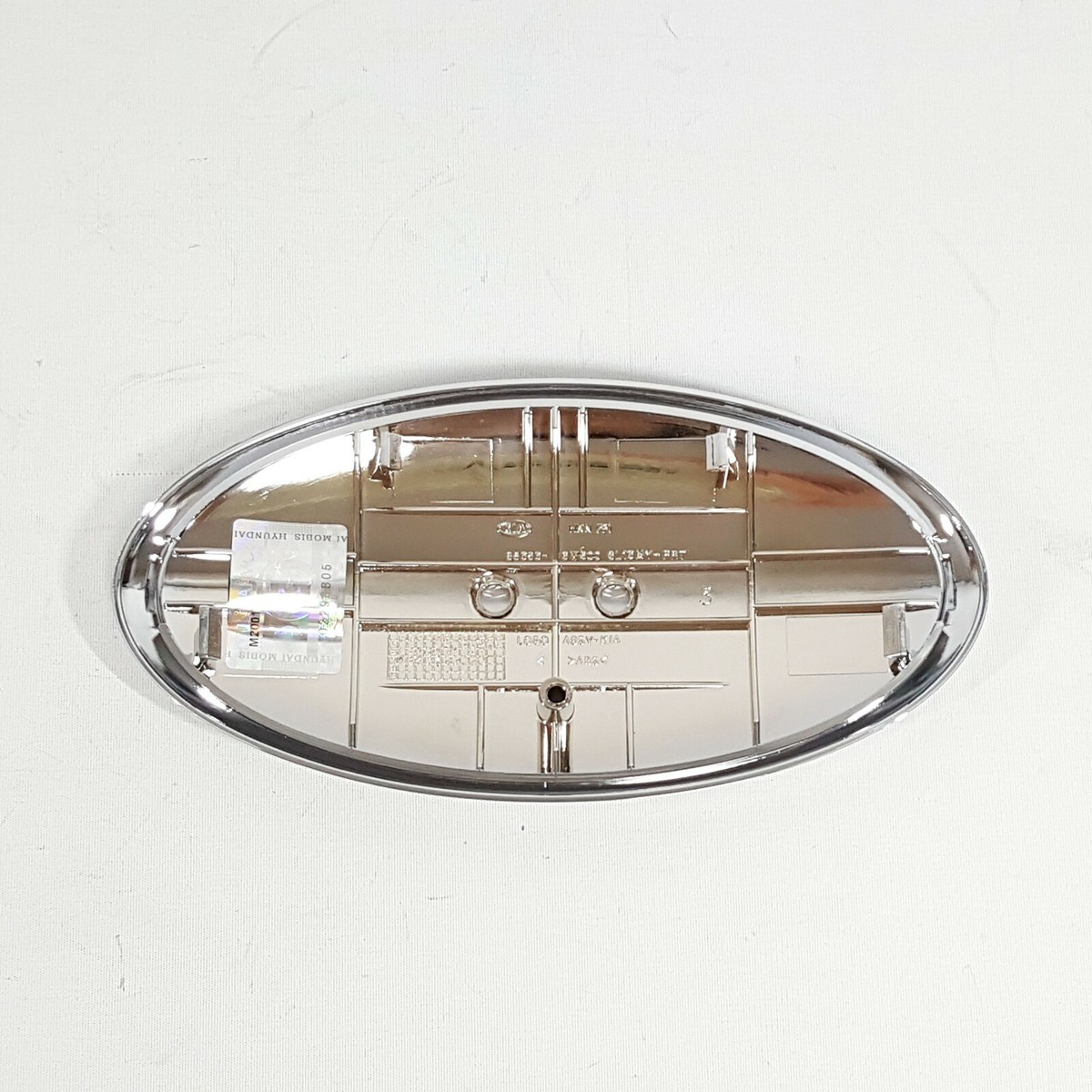 Genuine 863533W500 Front Grille KIA Logo Emblem Badge For