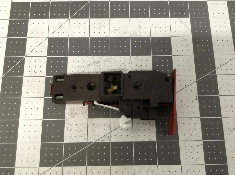 GE Washer Door Lock Latch P# WH01X23494 WH01X10752 - Image 2 of 2