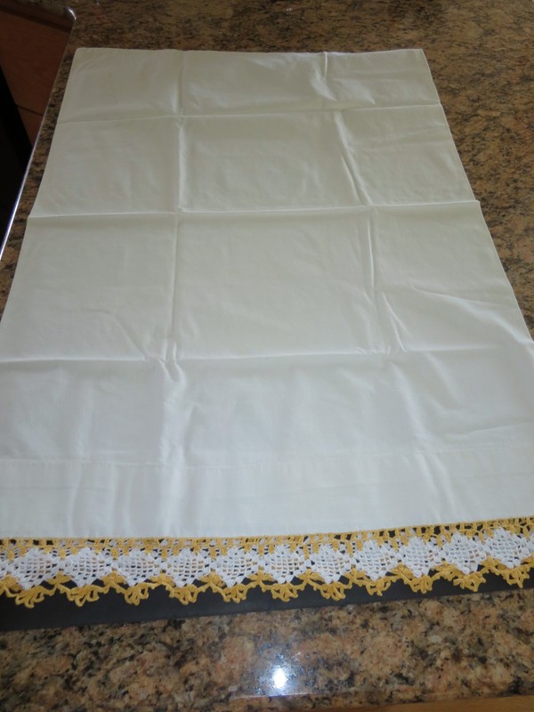 LOVELY SINGLE PILLOWCASE W/HAND  CROCHETED EDGING-VTG.