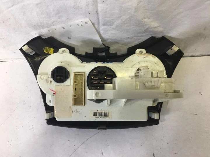 Hyundai Accent 2012-2014 aire acondicionado calefacción climatización manual acabado opaco OEM Foto 2 de 4