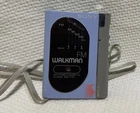 Vintage Sony WM-F70 Walkman Cassette Player FM For Parts Or Repair((D-3))