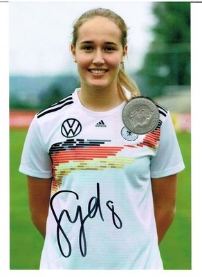 Sydney Lohmann Photo 10x15 Women DfB Bavaria Mün.  with original signature