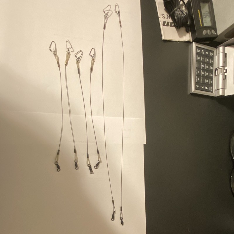 Terminator TitaniumFishing Wire Leaders w/ Snaps & Swivels, Silver, Freshwater
