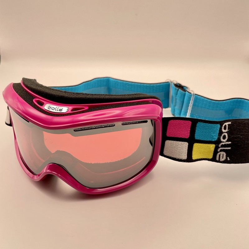 Bolle Monarch Ski Goggles Neon Pink Rose Lens Retro Geometric Strap