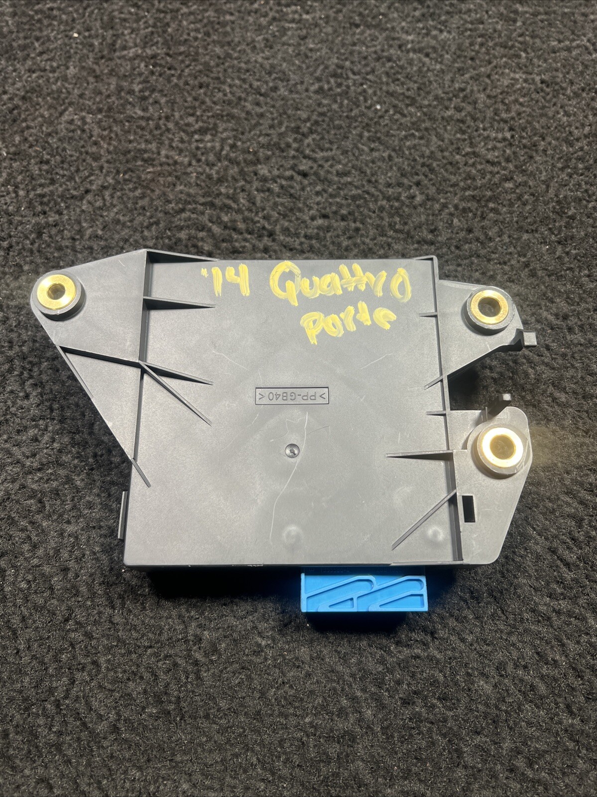 2014 Maserati Quattroporte Suspension Control Module OEM 670008403
