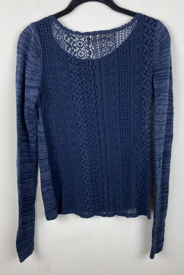 Camisa Pullover Hollister Para Mujer Pequeña Azul Marino Tejida Manga Larga Ojales Foto 2 de 4