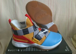 lebron toy story shoes