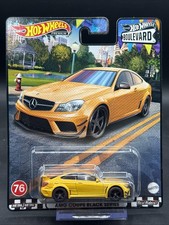 2020 Hot Wheels Premium 12 MERCEDES BENZ C 63 AMG COUPE BLACK SERIES yellow 76 v