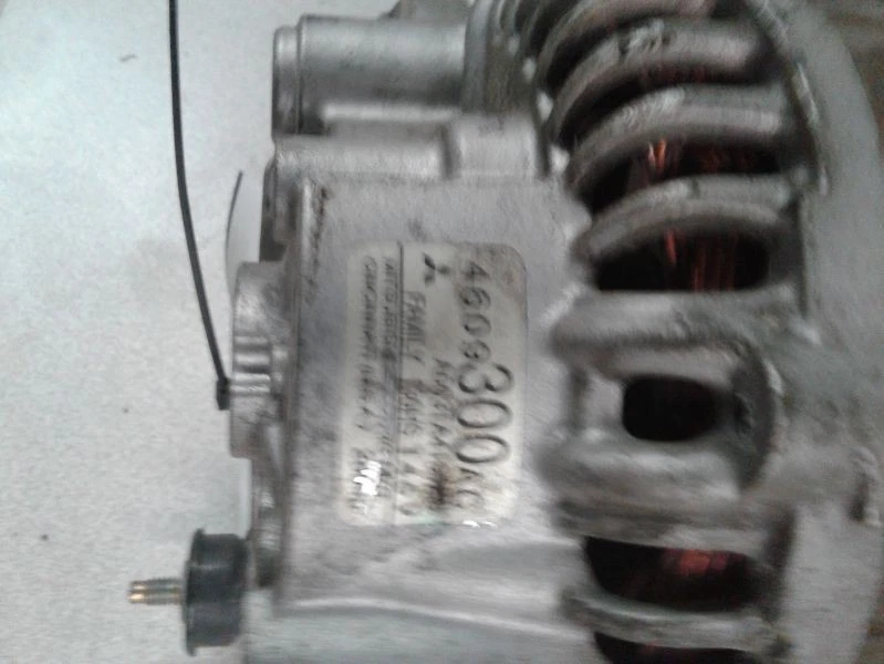 Alternador compatible con 98-01 CONCORDE 55843 Foto 2 de 3