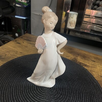 NAO von Llardo Figur 1455 ''Ich bin hübsch''