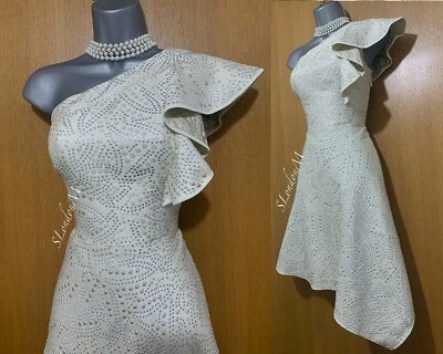 Robe Glam Asymétrique À Une Épaule Jacquard Métallique Ivoire KAREN MILLEN UK 10 - Photo 1/4