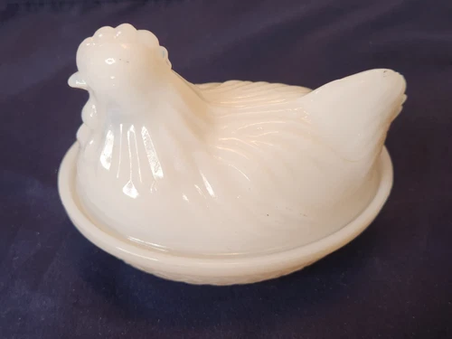 Vintage 4.5in Hazel Atlas White Milk Glass Chicken Hen on Nest Covered Mini Dish