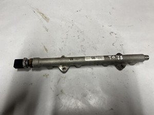 SEAT Leon 5F1 2018 Kraftstoffzuteiler 05E133320 1.5 Benzin 110kw