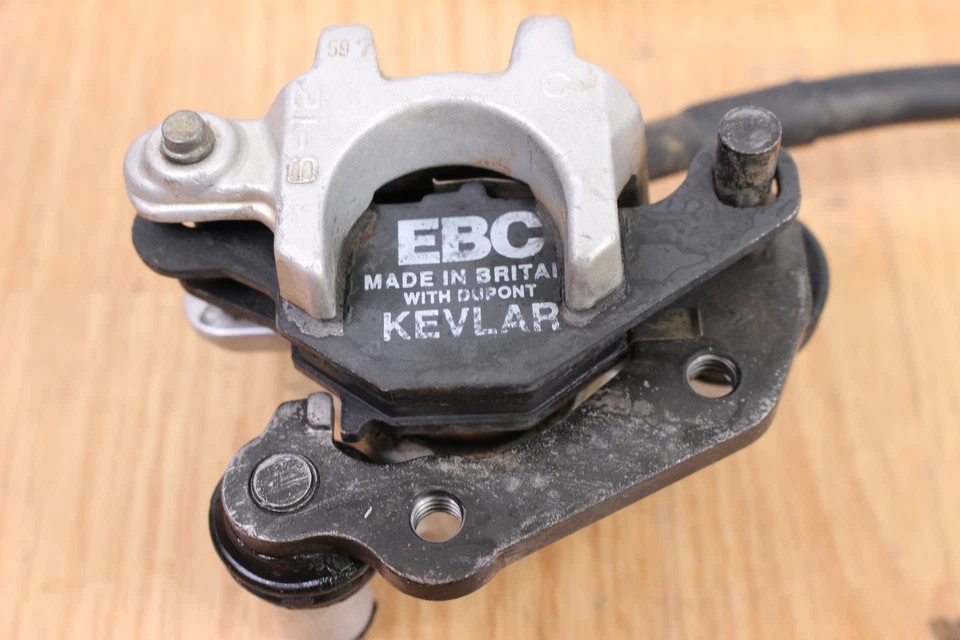 1996 铃木 RM80 前刹车卡钳 — 第 2/4 张图片