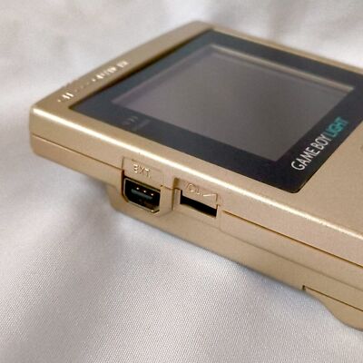 186000 ジャンク品 Nintendo 任天堂 ニンテンドウ GAME BOY LIGHT MGB-101  ゴールド [250926HM060001] Used, Nintendo Gameboy Light Gold color console MGB-101 w/Game