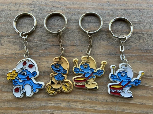 (4) Vtg. Smurf Keychains--Free Ship