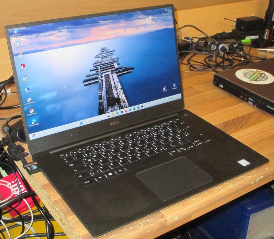 DELL XPS 15 9560. i7-7.Gen. Nvidia HD Grafik. HDMI. Windows 11Pro, Office 2019 - Bild 3 von 4