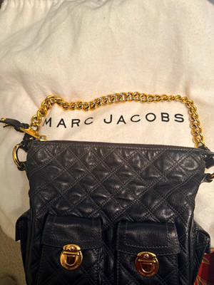 Marc Jacobs Black Quilted Small Shoulder Bag Gold Chain Strap Zip, Pockets