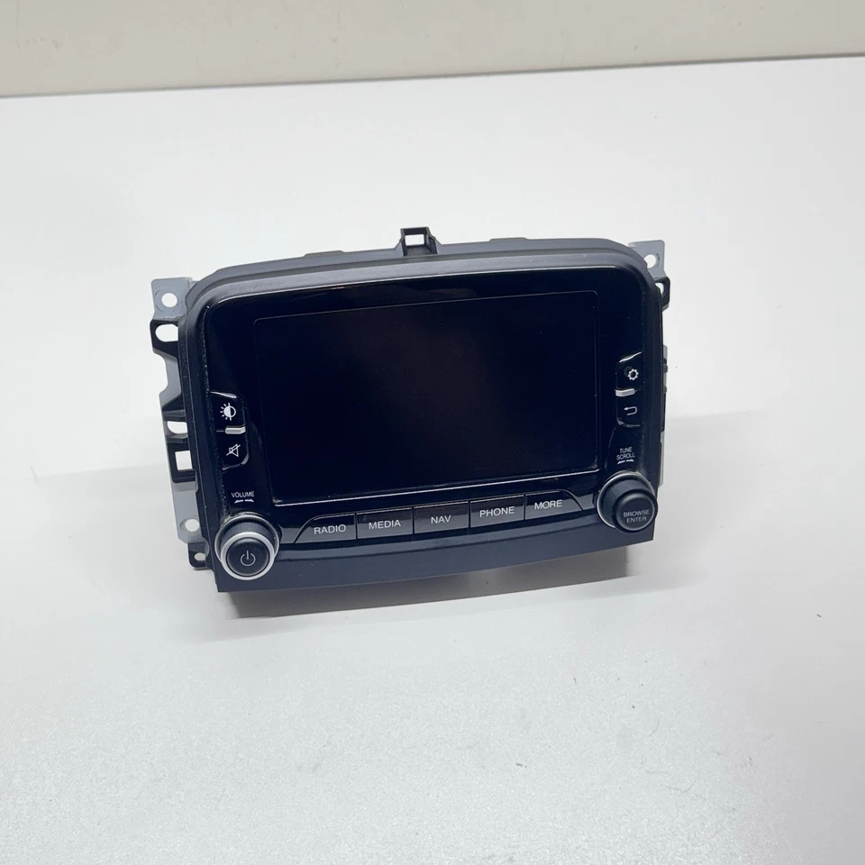 OEM 2014-2017 FIAT 500L Radio AM FM Navigation Display Screen 6434C-BE2803 OEM - Image 2 of 4