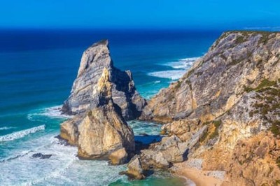 Wandbild: Cabo da Roca. Klippen und Felsen an der Atlantikküste in Sintra [...]