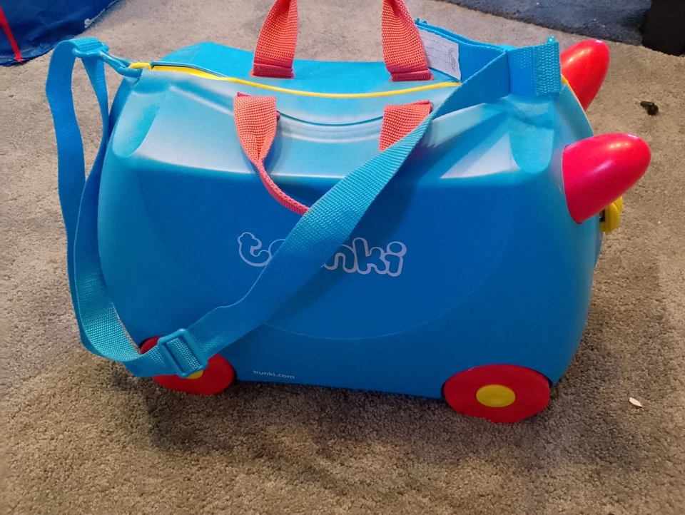 Maleta rígida de viaje Trunki azul para niños Foto 3 de 3