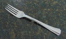 Oneida BORDEAUX Dinner Fork 7 7/8 in Stainless