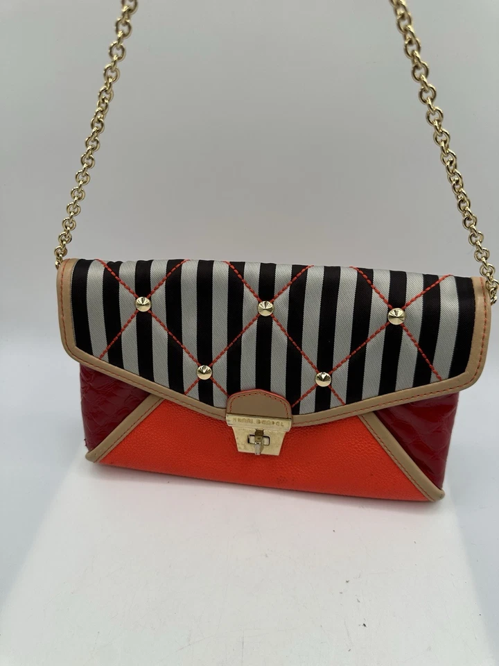 HENRI BENDEL QUILTED CENTENNIAL FABRIC MULTICOLOR LEATHER CLUTCH BAGUETTE BAG - Image 2 of 4