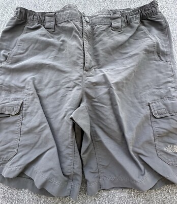 The North Face Shorts Mens X-Large Dark Gray Cargo Flat Front Pockets Nylon Logo