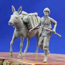 1/35 Scale WWII Mule and Handler Resin Figure Set Military Accessory Unassembled
