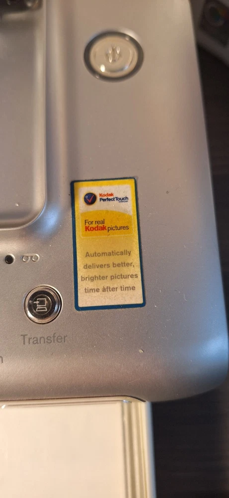 Kodak EasyShare Photo Printer 500 With Color Cartridges And Photo Paper Refills