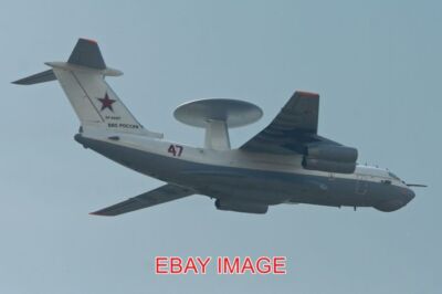 FOTO FLUGZEUG BERIEV A-50U HAUPTSTÜTZE 'RF-92957 / 47 ROT DER BERIEV A-50 IST DER