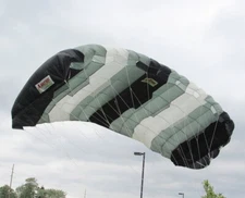 Apache 120 - 9 cell skydiving parachute canopy (like Sabre2), only 50 jumps!